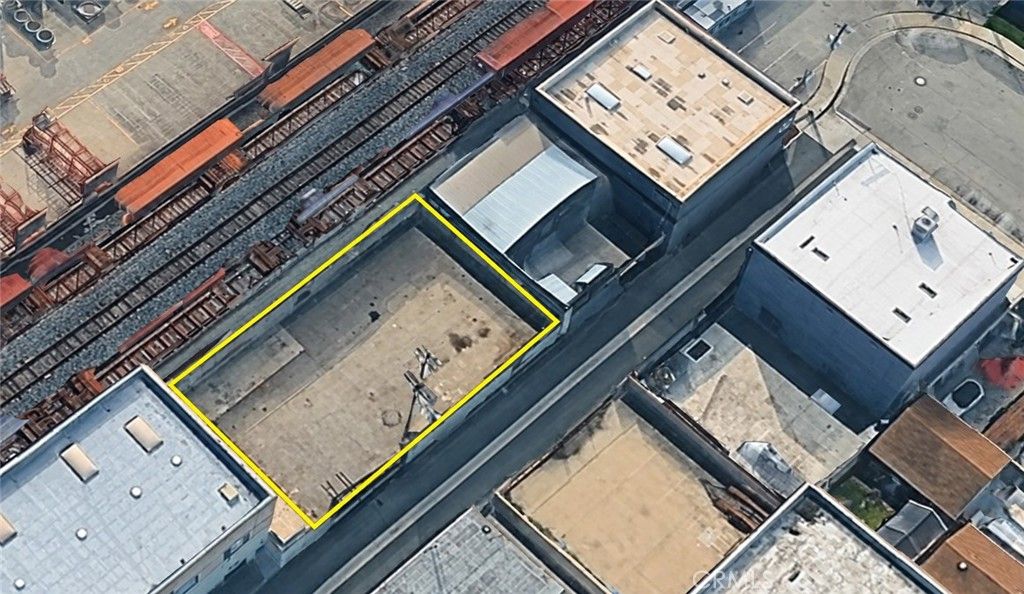 15538 Rosales, Paramount, CA 90723 — exterior