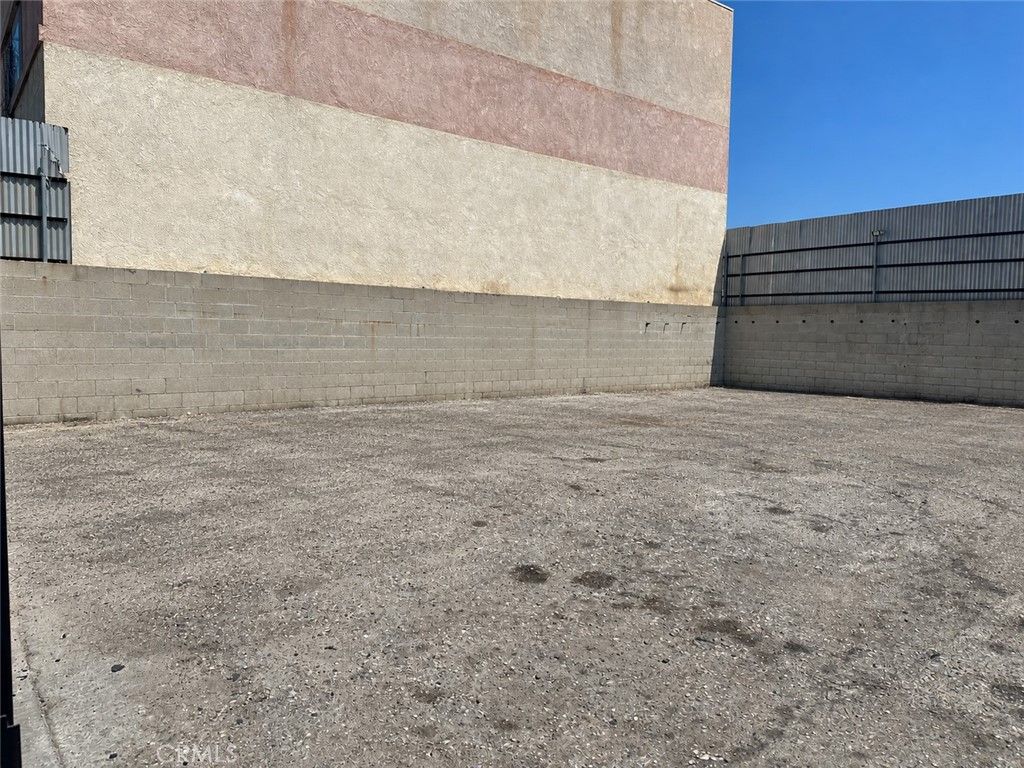 15538 Rosales, Paramount, CA 90723 — photo 4