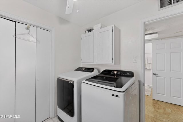 5721 OAK CLIFF Drive, El Paso, TX 79912