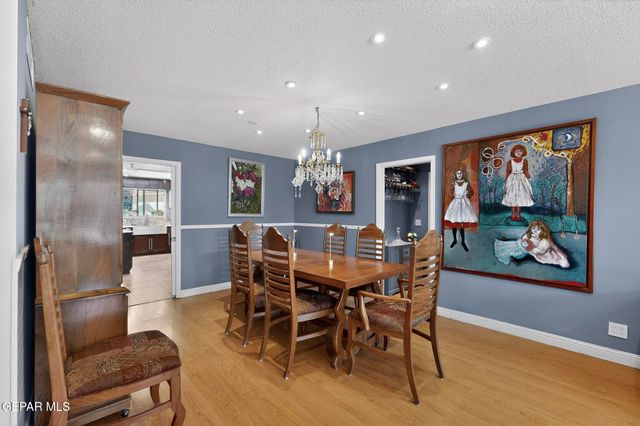 5721 OAK CLIFF Drive, El Paso, TX 79912