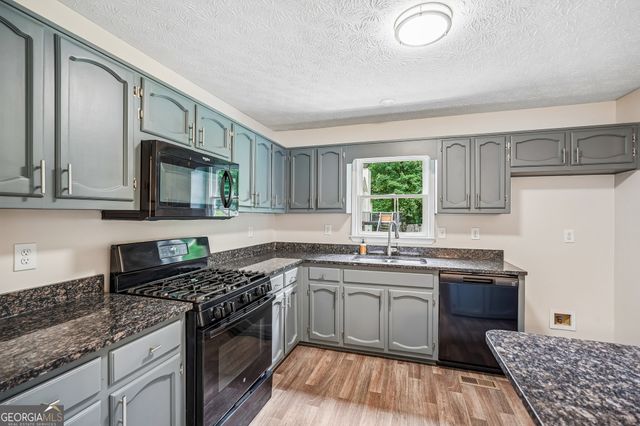 290 Mill Pointe Trail, Dallas, GA 30157
