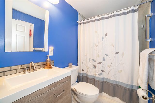 20 Kenberma Road, Worcester, MA 01604