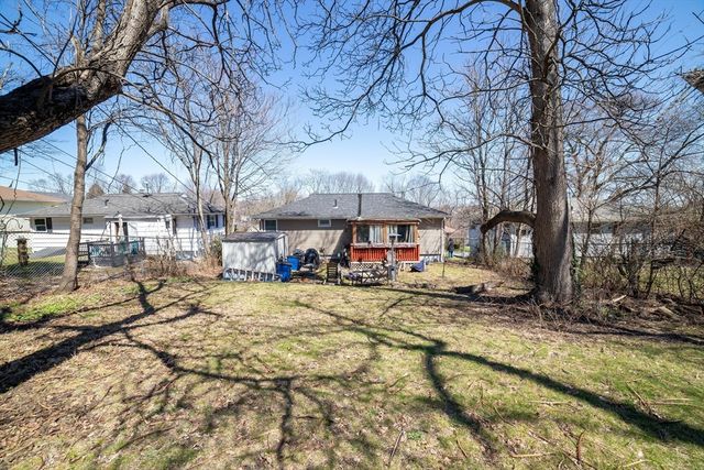 20 Kenberma Road, Worcester, MA 01604