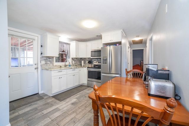 20 Kenberma Road, Worcester, MA 01604