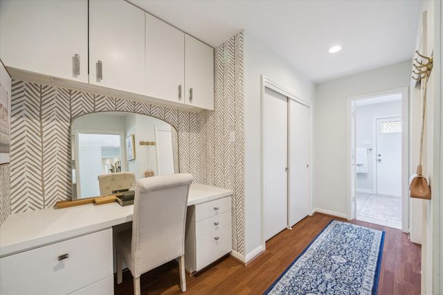 3633 Sun Valley Drive, Houston, TX 77025