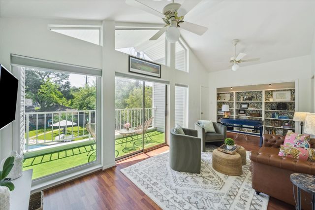 3633 Sun Valley Drive, Houston, TX 77025