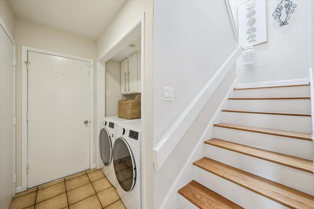 3633 Sun Valley Drive, Houston, TX 77025