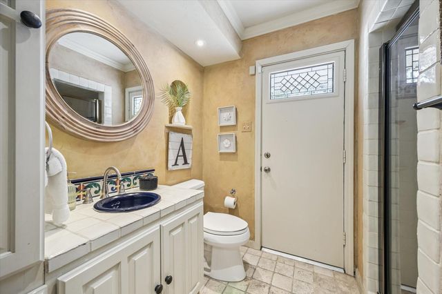 3633 Sun Valley Drive, Houston, TX 77025