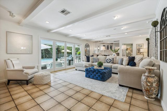 3633 Sun Valley Drive, Houston, TX 77025