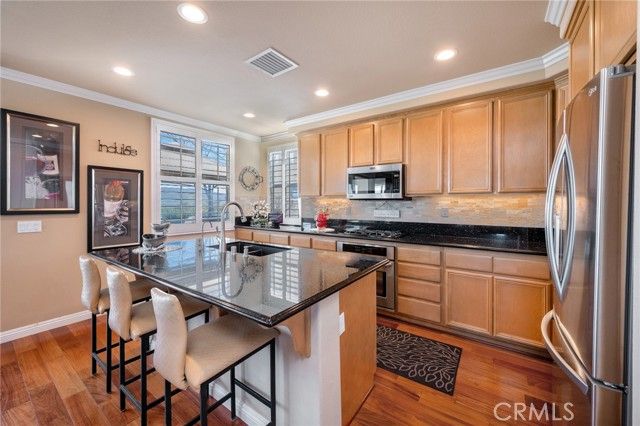 23752 La Posta Court, Corona, CA 92883