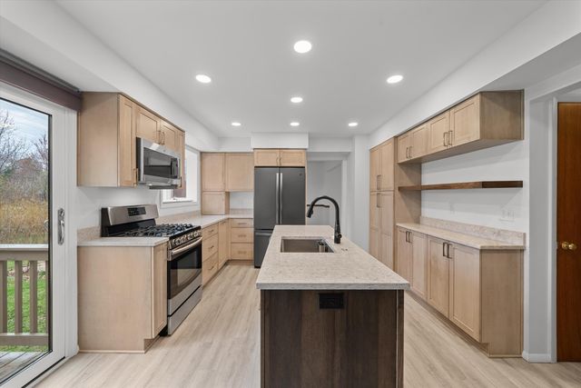 100 Fairhills Drive, Ypsilanti, MI 48197