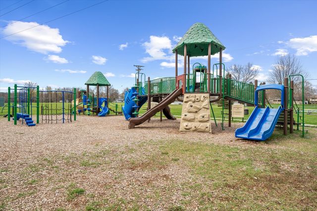 100 Fairhills Drive, Ypsilanti, MI 48197