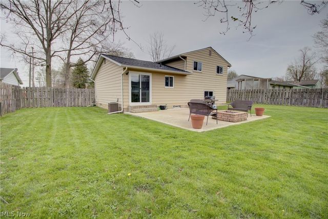 1157 Novak Road, Grafton, OH 44044