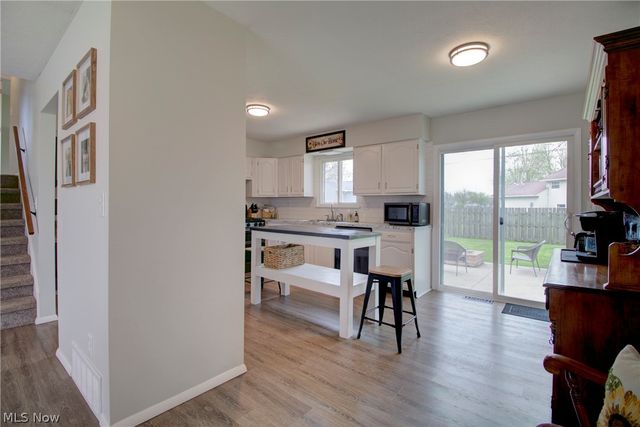 1157 Novak Road, Grafton, OH 44044
