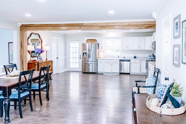 191 Deer Run Ave., Georgetown, SC 29440