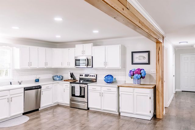 191 Deer Run Ave., Georgetown, SC 29440