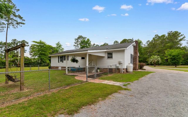 191 Deer Run Ave., Georgetown, SC 29440