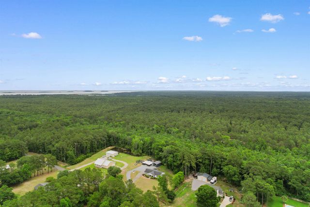 191 Deer Run Ave., Georgetown, SC 29440