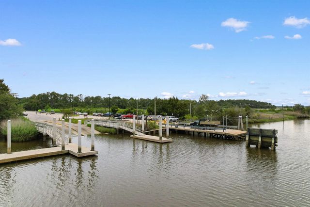 191 Deer Run Ave., Georgetown, SC 29440