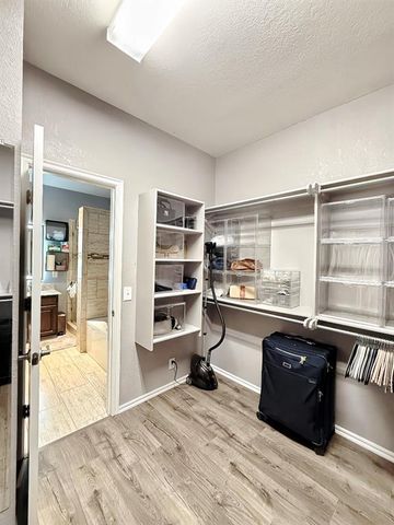 6162 N Brookline Avenue 15, Oklahoma City, OK 73112