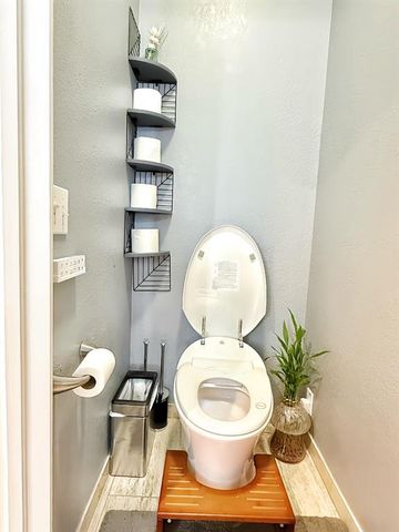 6162 N Brookline Avenue 15, Oklahoma City, OK 73112