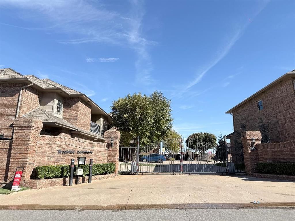 6162 N Brookline Avenue 15, Oklahoma City, OK 73112