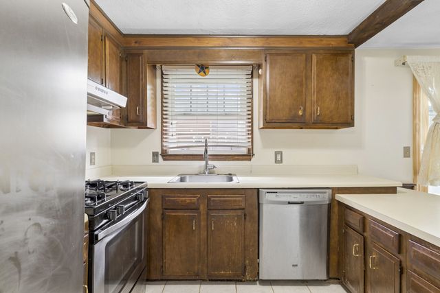 47 Prescott Dr 47, Chelmsford, MA 01863