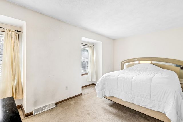 47 Prescott Dr 47, Chelmsford, MA 01863