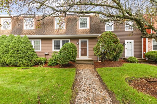 47 Prescott Dr 47, Chelmsford, MA 01863