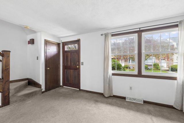 47 Prescott Dr 47, Chelmsford, MA 01863