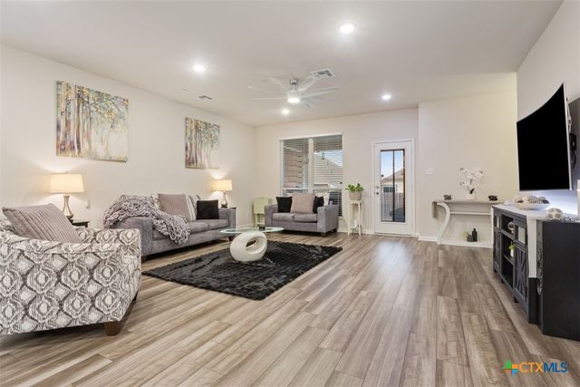 6811 McGregor Loop, Killeen, TX 76549