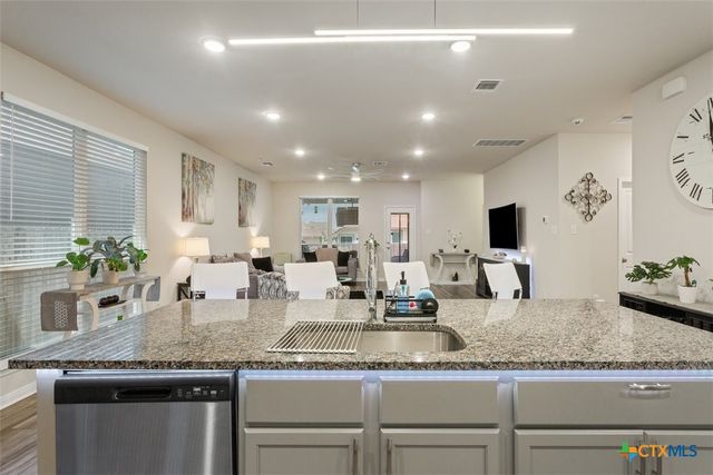 6811 McGregor Loop, Killeen, TX 76549