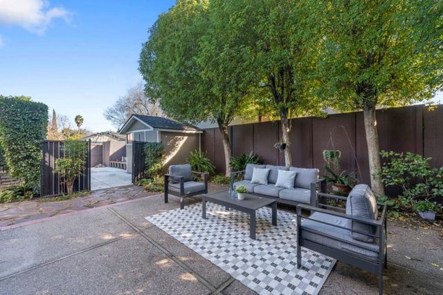 348 Henderson Drive, San Jose, CA 95123