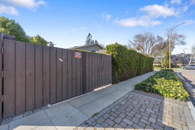 348 Henderson Drive, San Jose, CA 95123