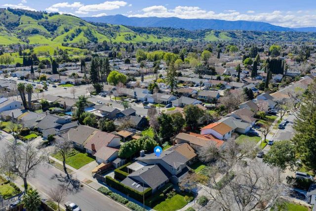 348 Henderson Drive, San Jose, CA 95123