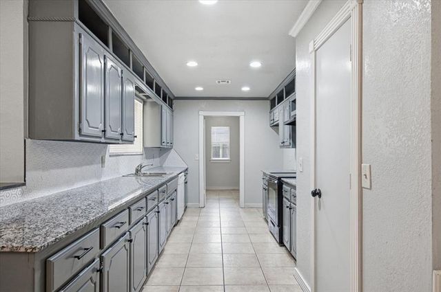 8304 NW 112th Street, Oklahoma City, OK 73162