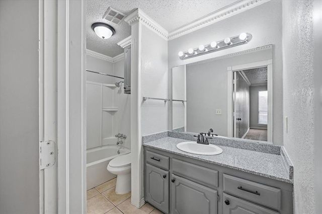 8304 NW 112th Street, Oklahoma City, OK 73162