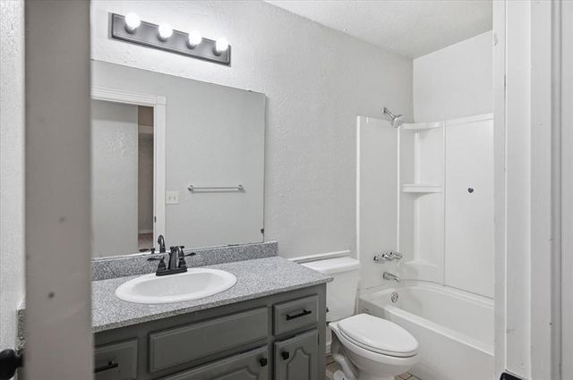 8304 NW 112th Street, Oklahoma City, OK 73162