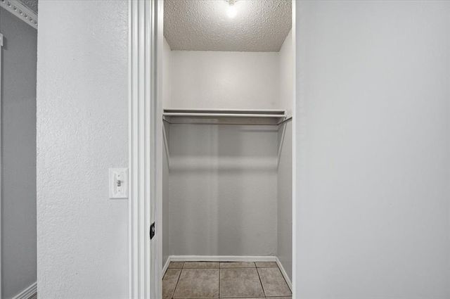 8304 NW 112th Street, Oklahoma City, OK 73162
