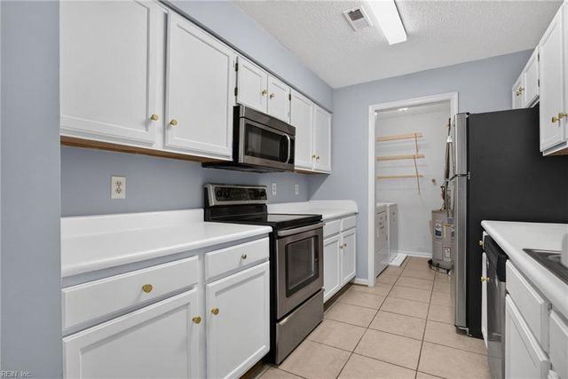 1563 N King St Apt 109, Hampton, VA 23669