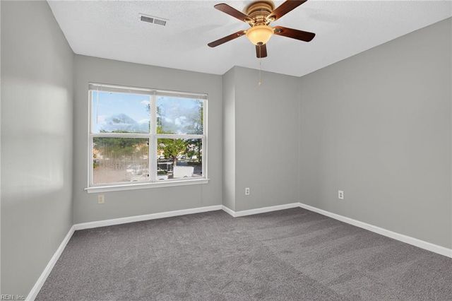 1563 N King St Apt 109, Hampton, VA 23669