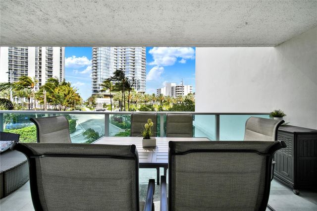 100 Bayview Dr 205, Sunny Isles Beach, FL 33160