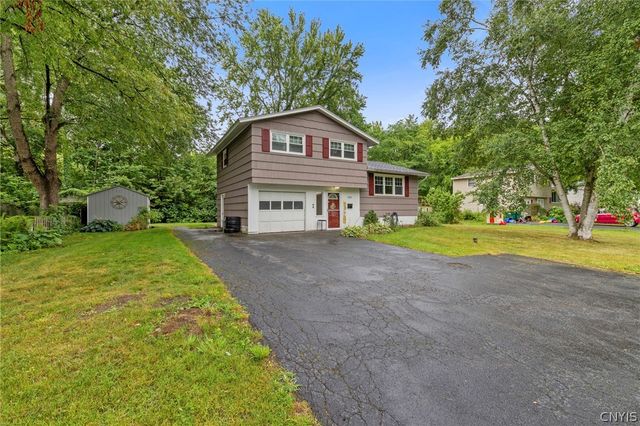 203 Wells Avenue West, Clay, NY 13212