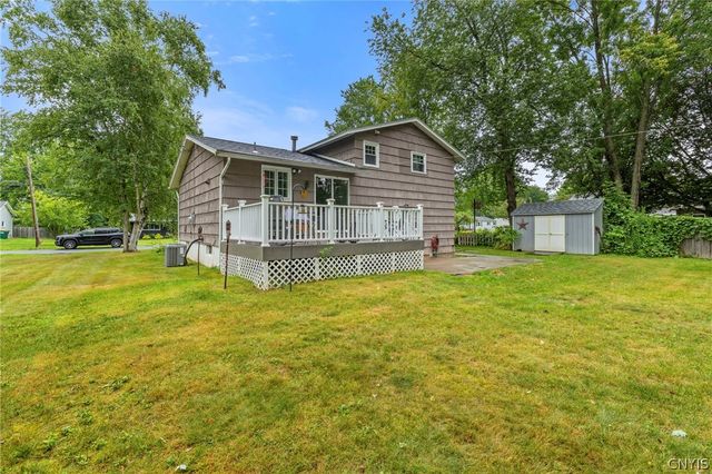 203 Wells Avenue West, Clay, NY 13212
