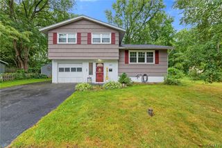 203 Wells Avenue West, Clay, NY 13212