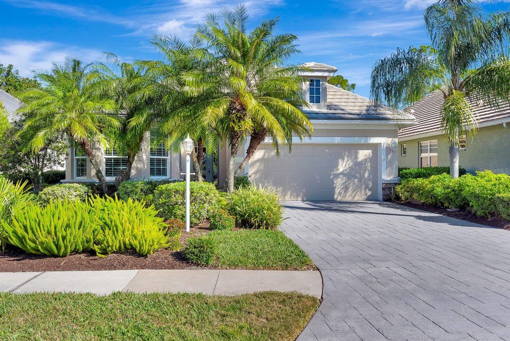 6659 PEBBLE BEACH WAY, Lakewood Ranch, FL 34202