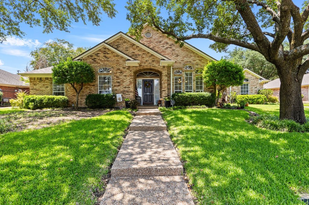 1301 WESTERN RIDGE Drive, Waco, TX 76712