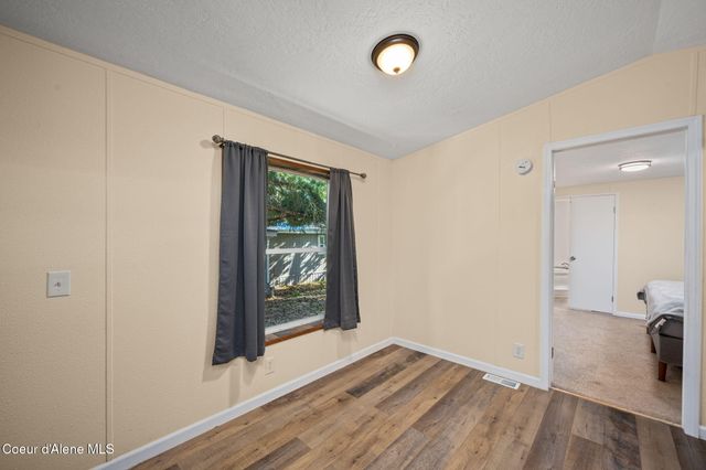 469010 US-95, 26, Sagle, ID 83860