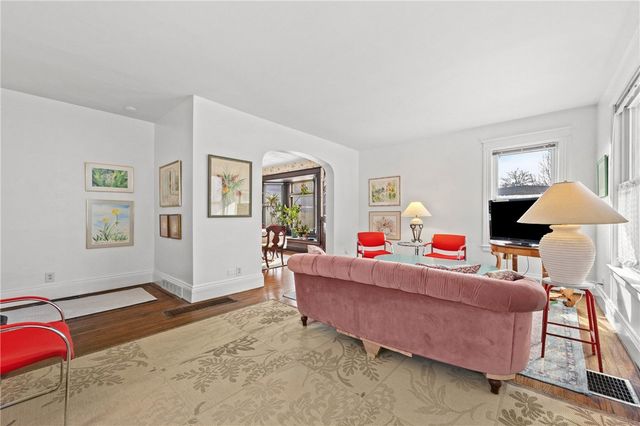 21 Kenilworth Terrace, Rochester, NY 14605