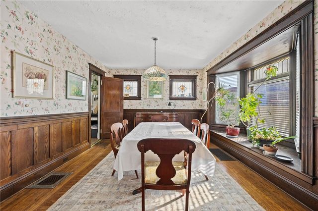 21 Kenilworth Terrace, Rochester, NY 14605